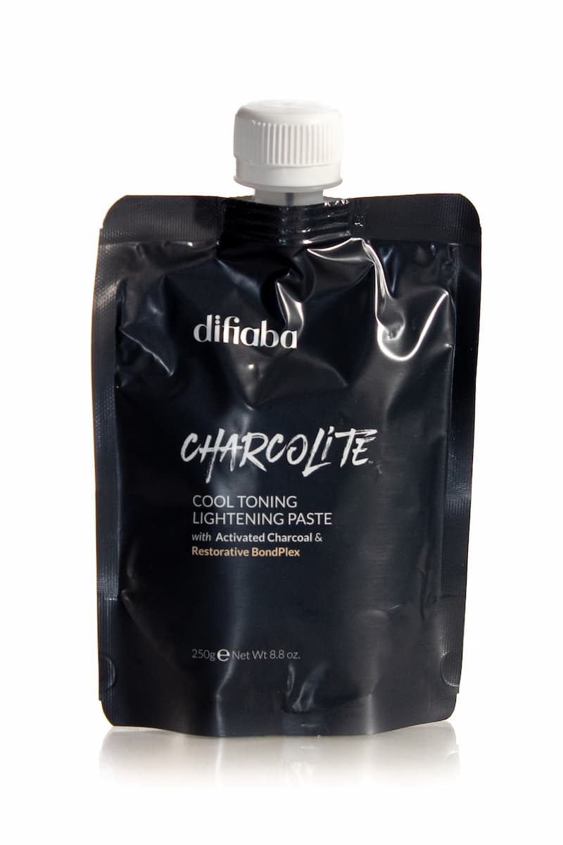 Cool Toning Lightening Paste with Activated Charcoal and Restorative BondPlex. Achieve the coolest tone - Up to 9 levels of lift. Designed for balayage, freehand painting, highlighting, and ombre techniques with or without foils.